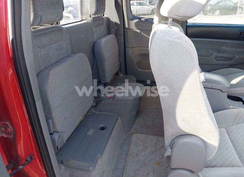 Photo 8 of 2011 Toyota Tacoma ACCESS CAB (VIN 5TFTX4CN4BX007289)