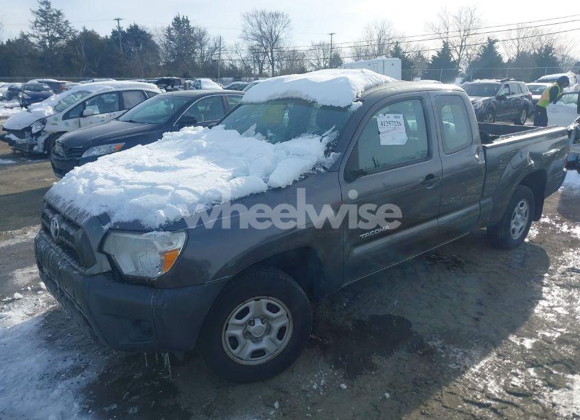 Photo 2 of 2013 Toyota Tacoma (VIN 5TFTX4CN4DX021793)