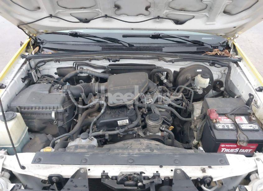 Photo 10 of 2015 Toyota Tacoma BASE (M5) (VIN 5TFTX4CN4FX054750)