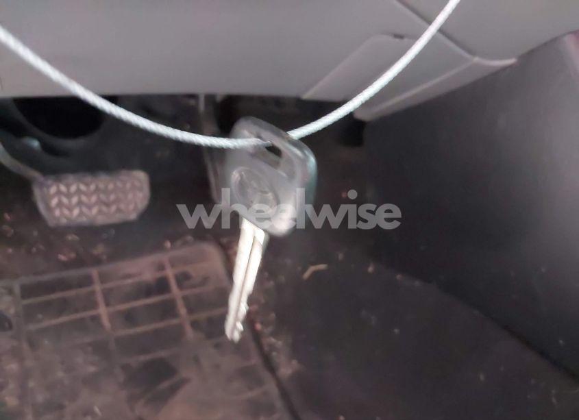 Photo 11 of 2015 Toyota Tacoma BASE (M5) (VIN 5TFTX4CN4FX054750)