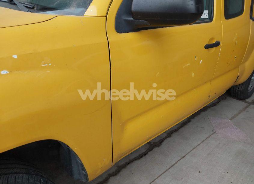 Photo 17 of 2015 Toyota Tacoma BASE (M5) (VIN 5TFTX4CN4FX054750)