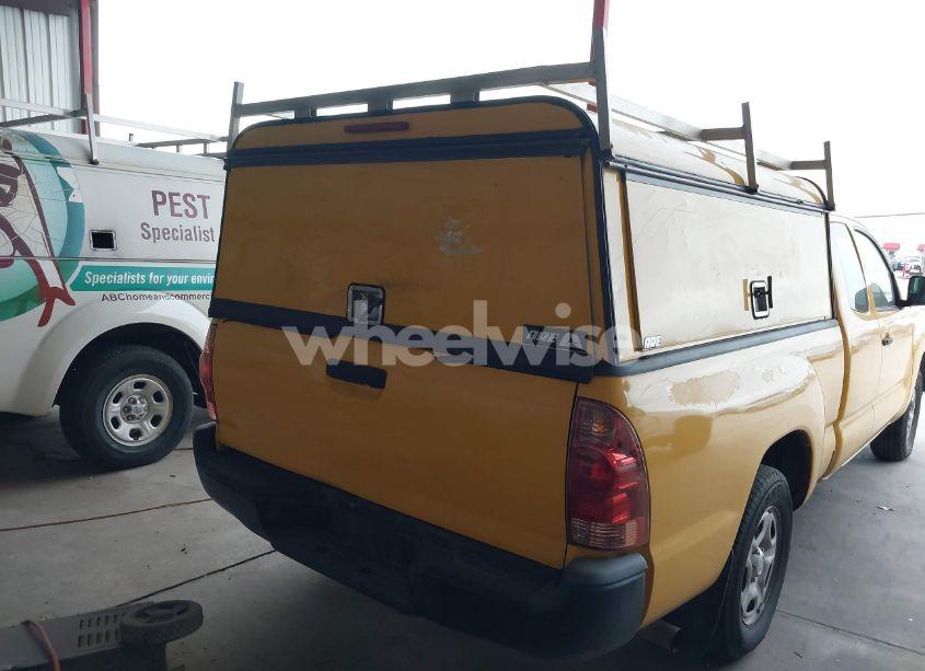 Photo 4 of 2015 Toyota Tacoma BASE (M5) (VIN 5TFTX4CN4FX054750)