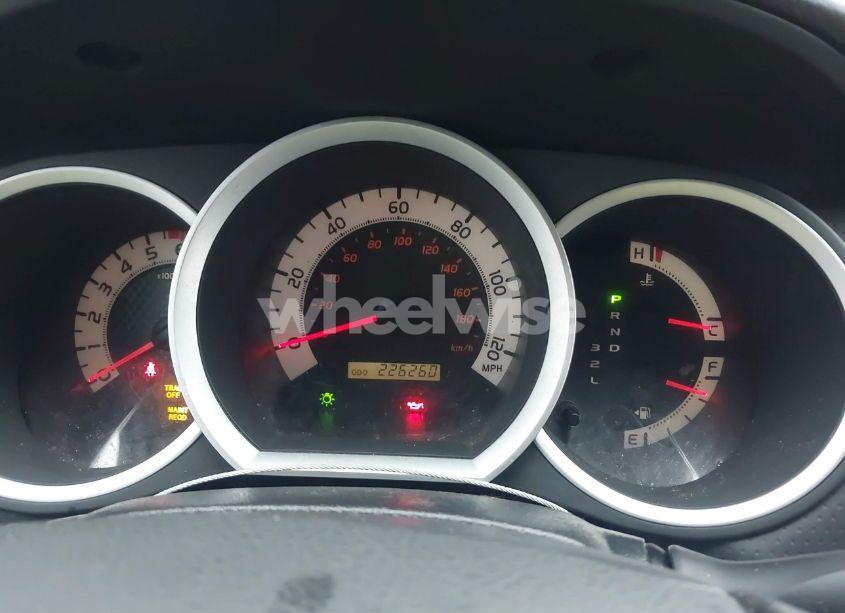 Photo 7 of 2015 Toyota Tacoma BASE (M5) (VIN 5TFTX4CN4FX054750)