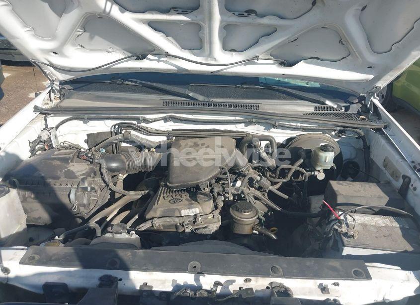 Photo 10 of 2011 Toyota Tacoma (VIN 5TFTX4CN5BX001369)