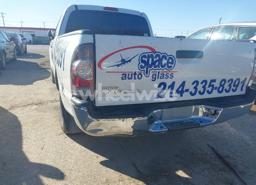 Photo 6 of 2011 Toyota Tacoma (VIN 5TFTX4CN5BX001369)