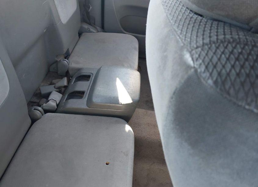 Photo 8 of 2011 Toyota Tacoma (VIN 5TFTX4CN5BX001758)