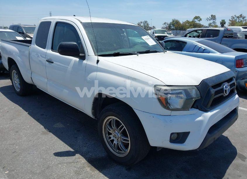 2014 Toyota Tacoma (VIN 5TFTX4CN5EX037339) main photo