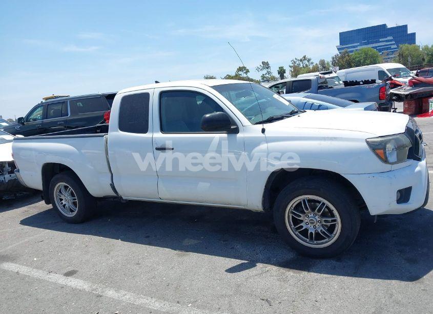 Photo 13 of 2014 Toyota Tacoma (VIN 5TFTX4CN5EX037339)