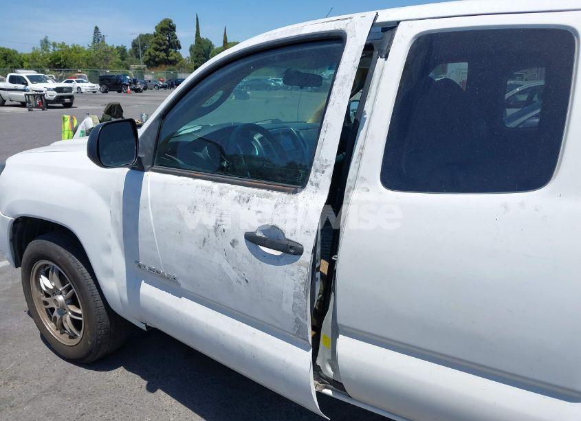 Photo 6 of 2014 Toyota Tacoma (VIN 5TFTX4CN5EX037339)