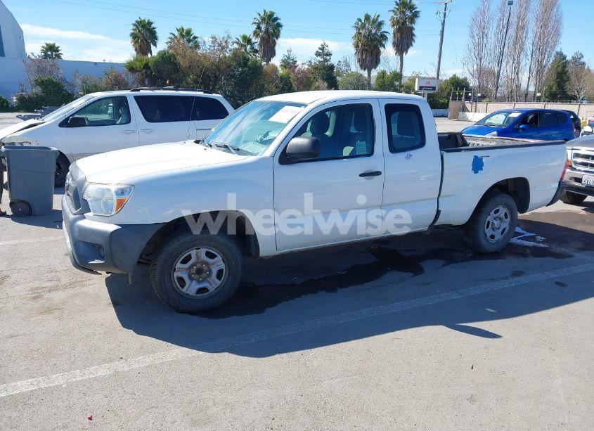 Photo 2 of 2014 Toyota Tacoma (VIN 5TFTX4CN6EX036667)