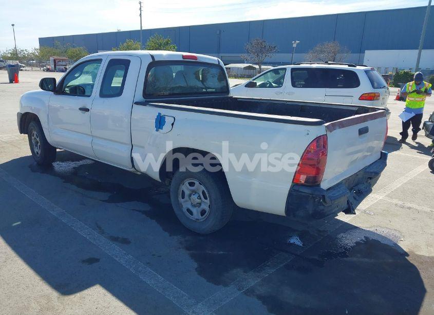 Photo 3 of 2014 Toyota Tacoma (VIN 5TFTX4CN6EX036667)