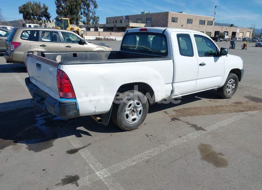 Photo 4 of 2014 Toyota Tacoma (VIN 5TFTX4CN6EX036667)