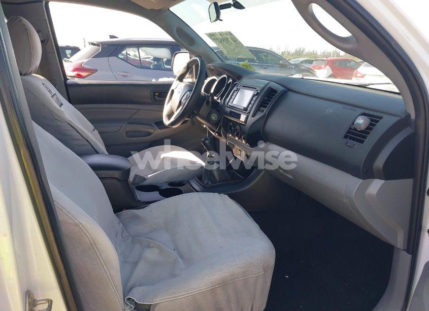 Photo 5 of 2014 Toyota Tacoma (VIN 5TFTX4CN6EX041223)