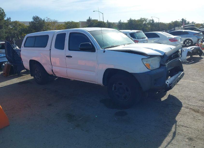 2015 Toyota Tacoma (VIN 5TFTX4CN6FX059805) main photo
