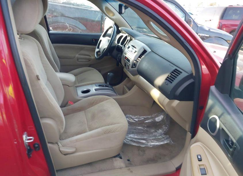 Photo 5 of 2011 Toyota Tacoma ACCESS CAB (VIN 5TFTX4CN7BX003821)