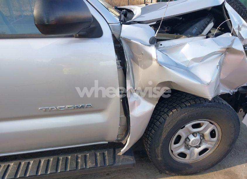 Photo 17 of 2012 Toyota Tacoma ACCESS CAB (VIN 5TFTX4CN7CX012651)