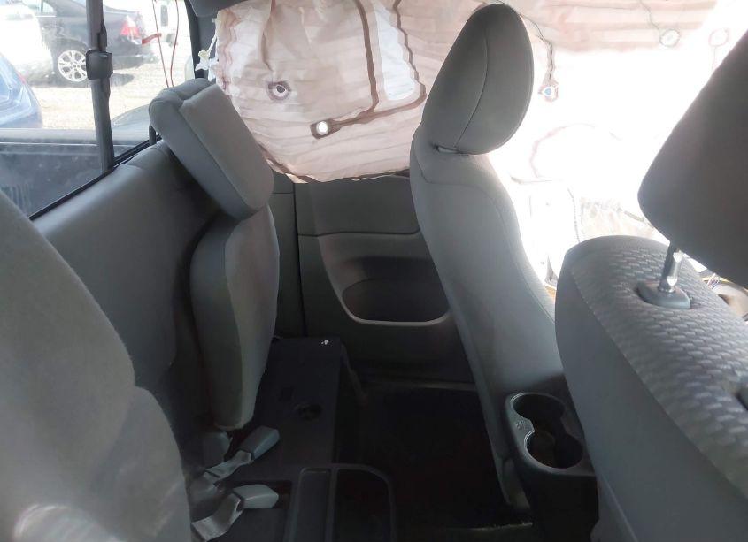 Photo 8 of 2013 Toyota Tacoma (VIN 5TFTX4CN7DX032464)