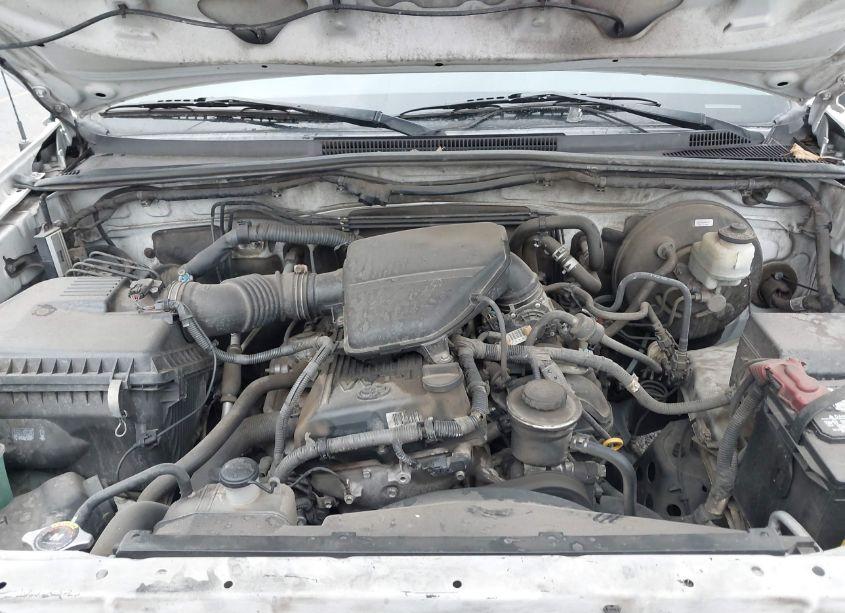 Photo 10 of 2015 Toyota Tacoma (VIN 5TFTX4CN7FX055777)