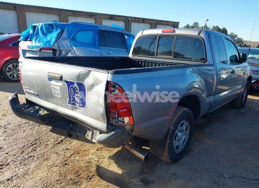Photo 4 of 2015 Toyota Tacoma (VIN 5TFTX4CN7FX060557)