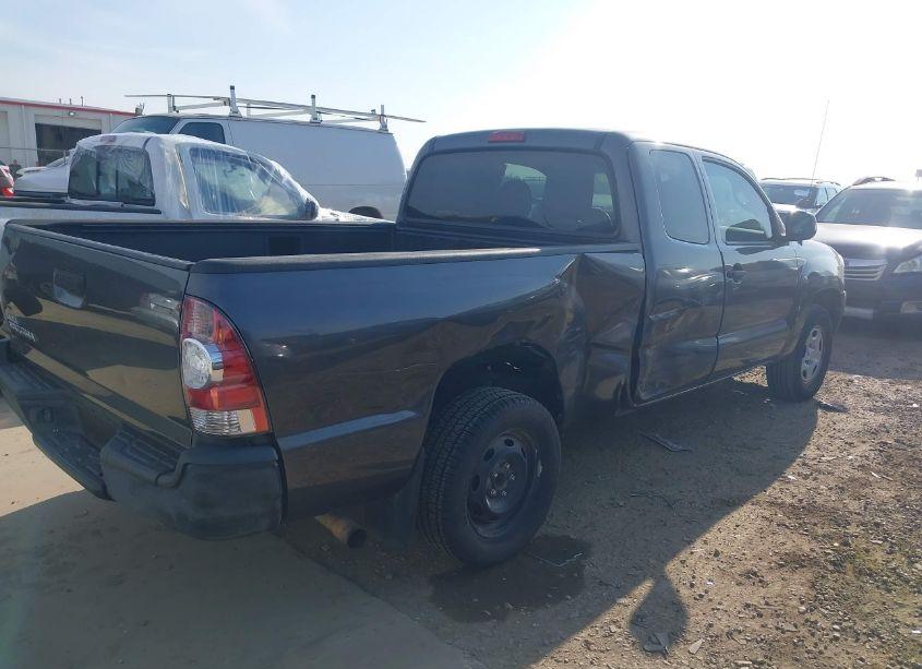 Photo 4 of 2011 Toyota Tacoma (VIN 5TFTX4CN8BX010115)