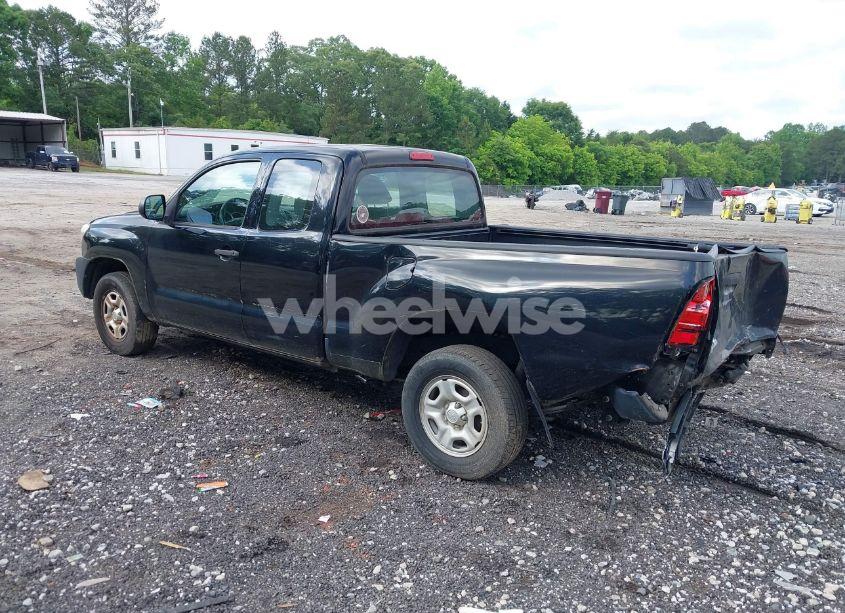 Photo 3 of 2015 Toyota Tacoma (VIN 5TFTX4CN8FX062155)