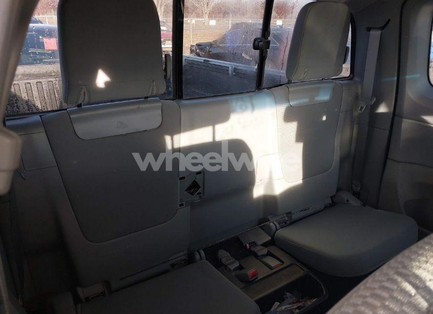 Photo 8 of 2013 Toyota Tacoma ACCESS CAB (VIN 5TFTX4CN9DX023684)