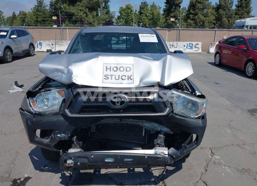 Photo 10 of 2015 Toyota Tacoma (VIN 5TFTX4CNXFX060276)