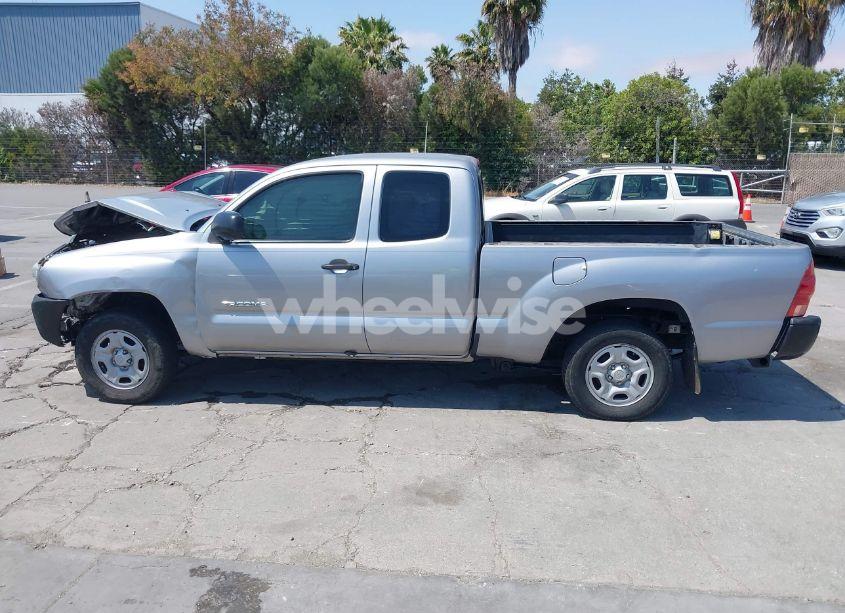 Photo 14 of 2015 Toyota Tacoma (VIN 5TFTX4CNXFX060276)