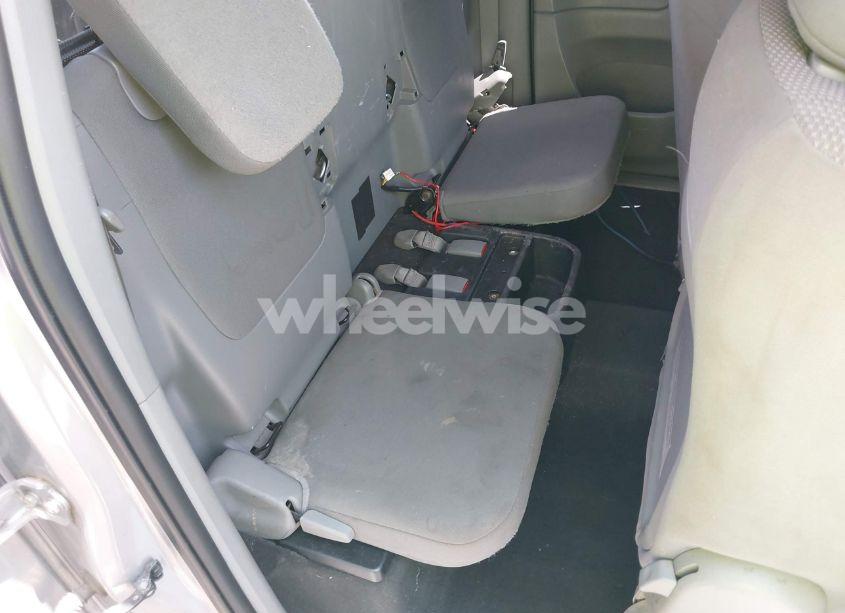 Photo 8 of 2015 Toyota Tacoma (VIN 5TFTX4CNXFX060276)