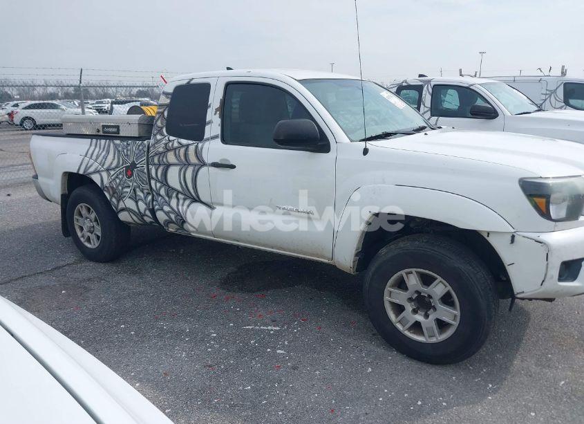 Photo 13 of 2012 Toyota Tacoma PRERUNNER ACCESS CAB (VIN 5TFTX4GN2CX013913)