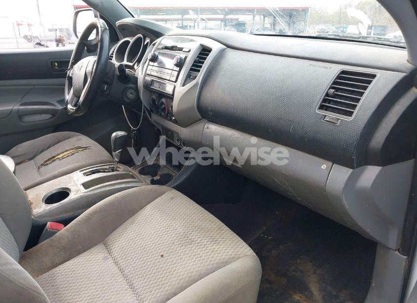 Photo 5 of 2012 Toyota Tacoma PRERUNNER ACCESS CAB (VIN 5TFTX4GN2CX013913)