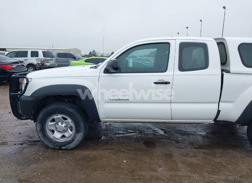 Photo 14 of 2013 Toyota Tacoma PRERUNNER (VIN 5TFTX4GN3DX015221)