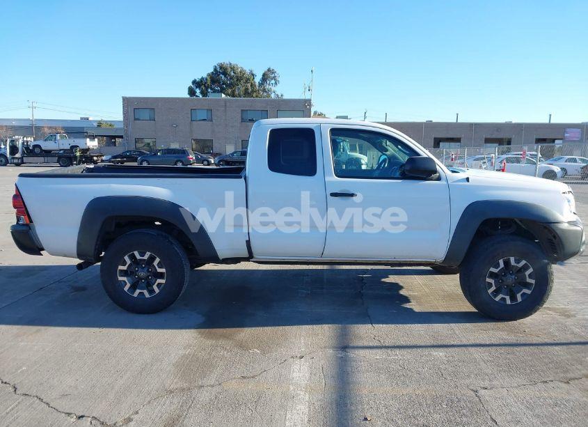 Photo 13 of 2014 Toyota Tacoma PRERUNNER (VIN 5TFTX4GN3EX027242)