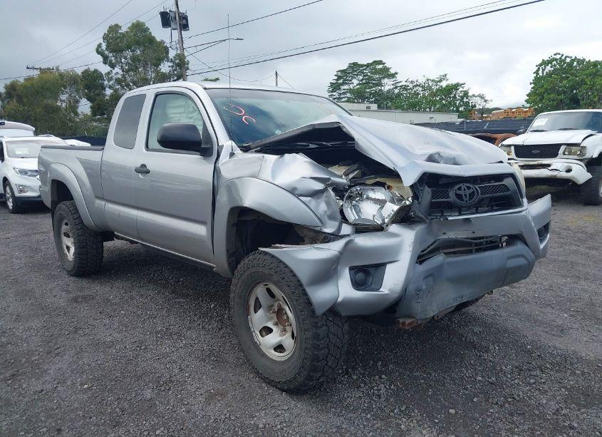 2015 Toyota Tacoma PRERUNNER (VIN 5TFTX4GN6FX043033) main photo