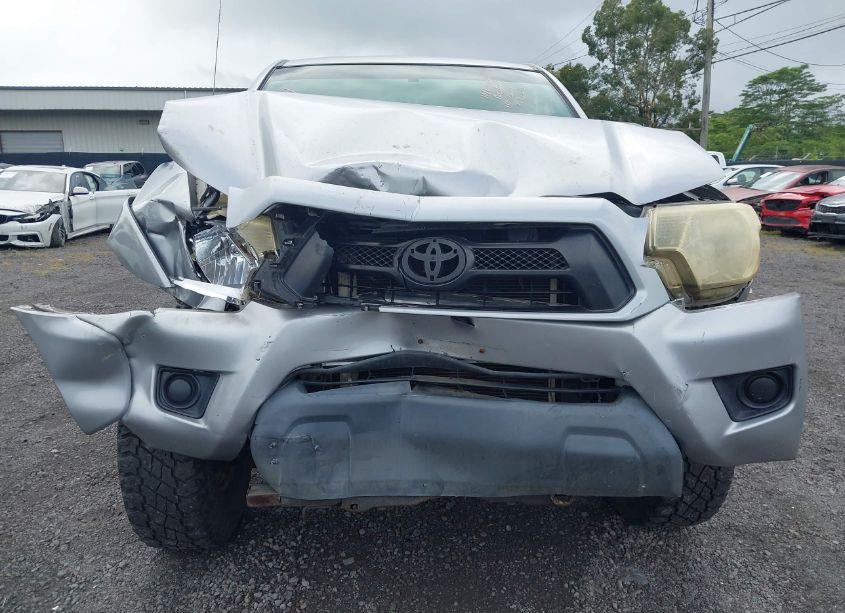 Photo 12 of 2015 Toyota Tacoma PRERUNNER (VIN 5TFTX4GN6FX043033)