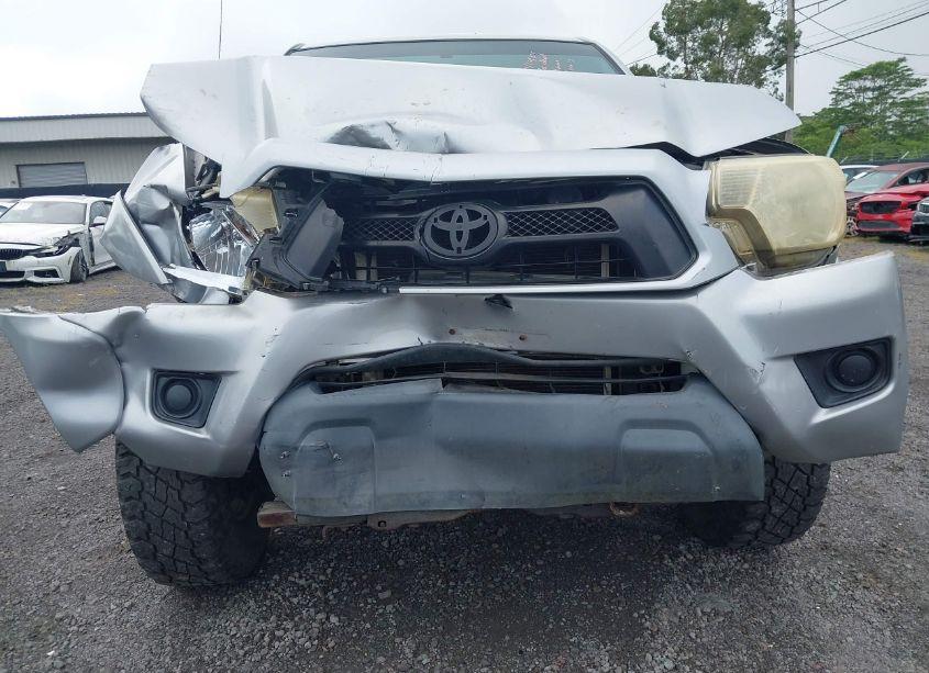 Photo 6 of 2015 Toyota Tacoma PRERUNNER (VIN 5TFTX4GN6FX043033)