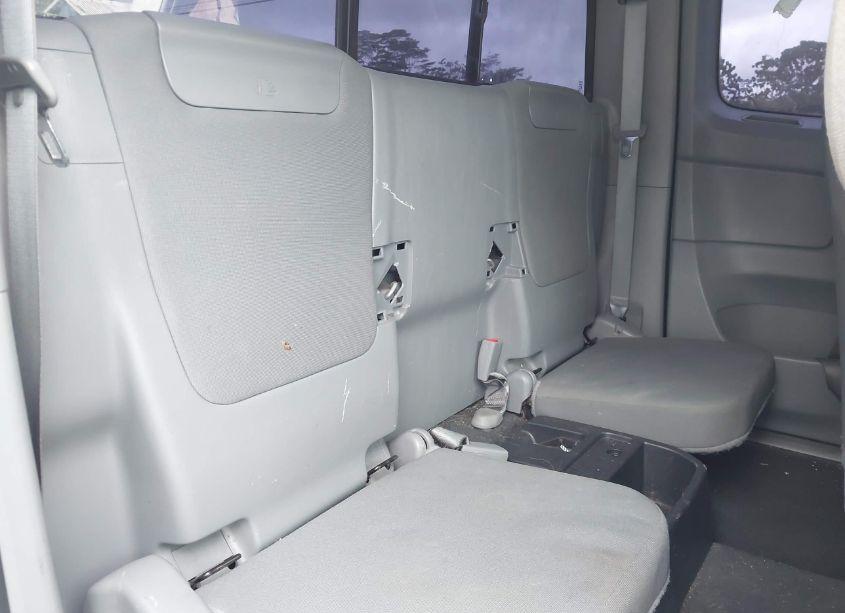 Photo 8 of 2015 Toyota Tacoma PRERUNNER (VIN 5TFTX4GN6FX043033)
