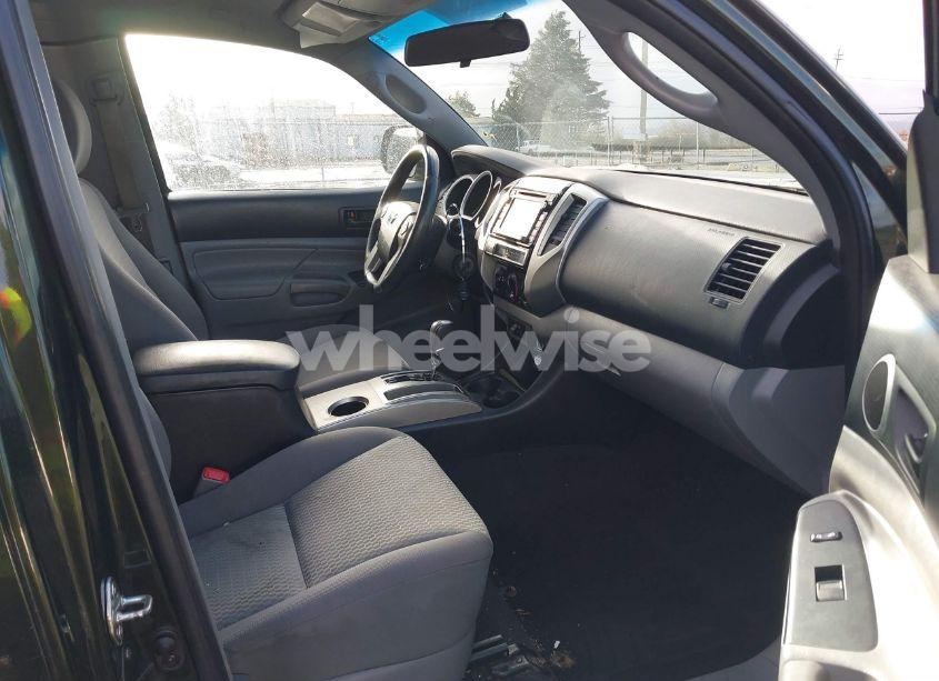 Photo 5 of 2014 Toyota Tacoma PRERUNNER (VIN 5TFTX4GN9EX029822)