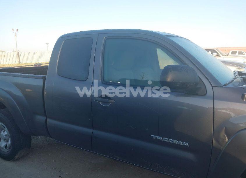 Photo 13 of 2014 Toyota Tacoma PRERUNNER (VIN 5TFTX4GNXEX028257)