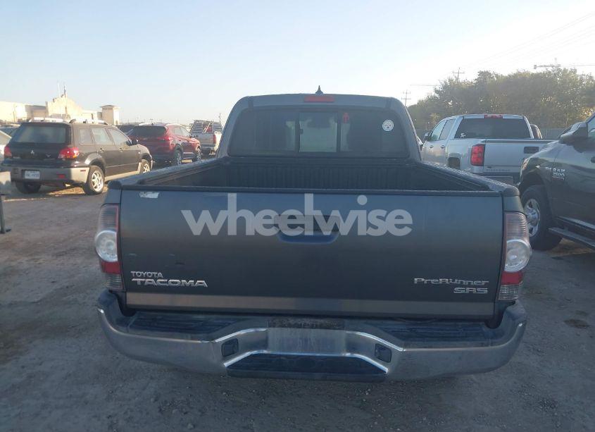 Photo 16 of 2014 Toyota Tacoma PRERUNNER (VIN 5TFTX4GNXEX028257)