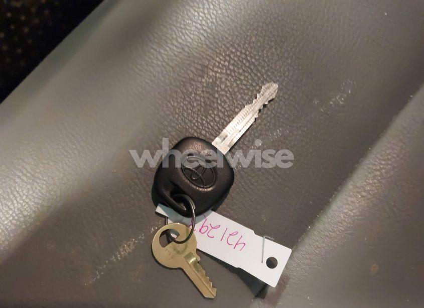 Photo 11 of 2021 Toyota Tundra SR (VIN 5TFTY5F11MX012464)