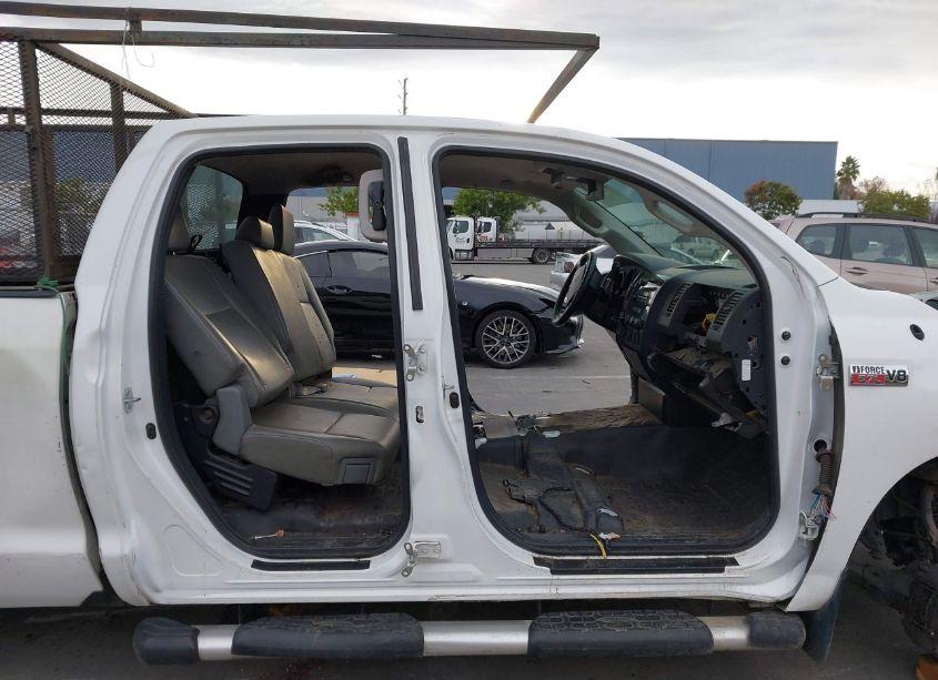 Photo 14 of 2013 Toyota Tundra 2WD TRUCK GRADE 5.7L V8 (A6) (VIN 5TFTY5F13DX007962)