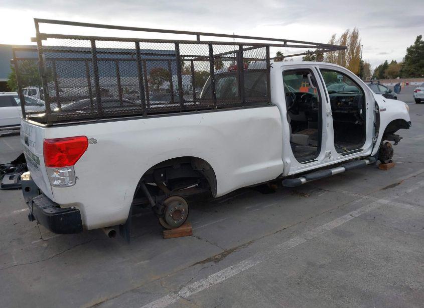 Photo 4 of 2013 Toyota Tundra 2WD TRUCK GRADE 5.7L V8 (A6) (VIN 5TFTY5F13DX007962)