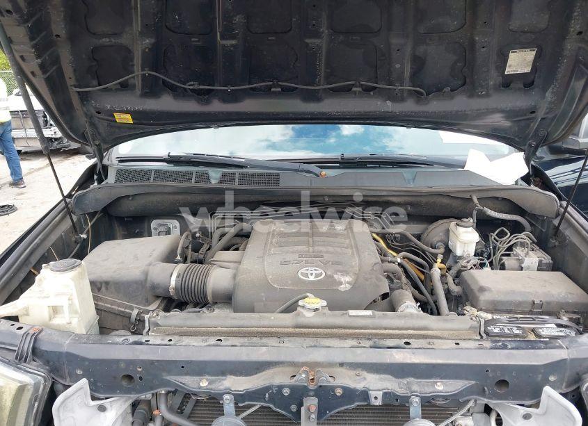 Photo 10 of 2011 Toyota Tundra GRADE 5.7L V8 (VIN 5TFTY5F14BX007238)