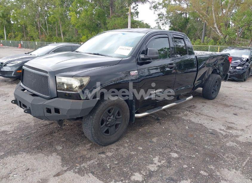 Photo 2 of 2011 Toyota Tundra GRADE 5.7L V8 (VIN 5TFTY5F14BX007238)