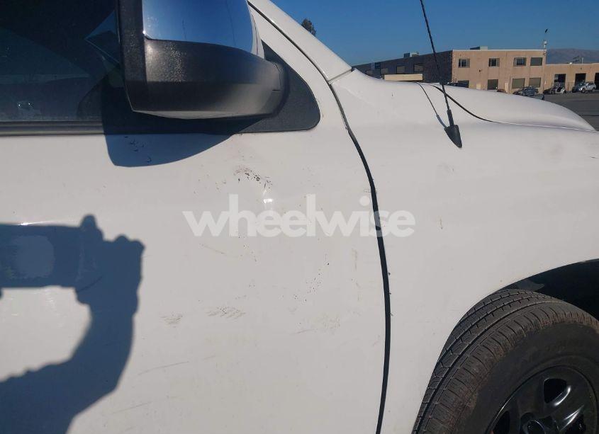 Photo 20 of 2018 Toyota Tundra SR 5.7L V8 (VIN 5TFTY5F15JX010163)