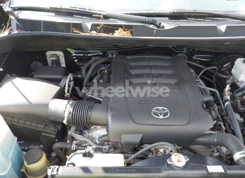 Photo 10 of 2018 Toyota Tundra SR 5.7L V8 (VIN 5TFTY5F17JX009984)