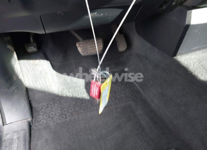 Photo 11 of 2018 Toyota Tundra SR 5.7L V8 (VIN 5TFTY5F17JX009984)