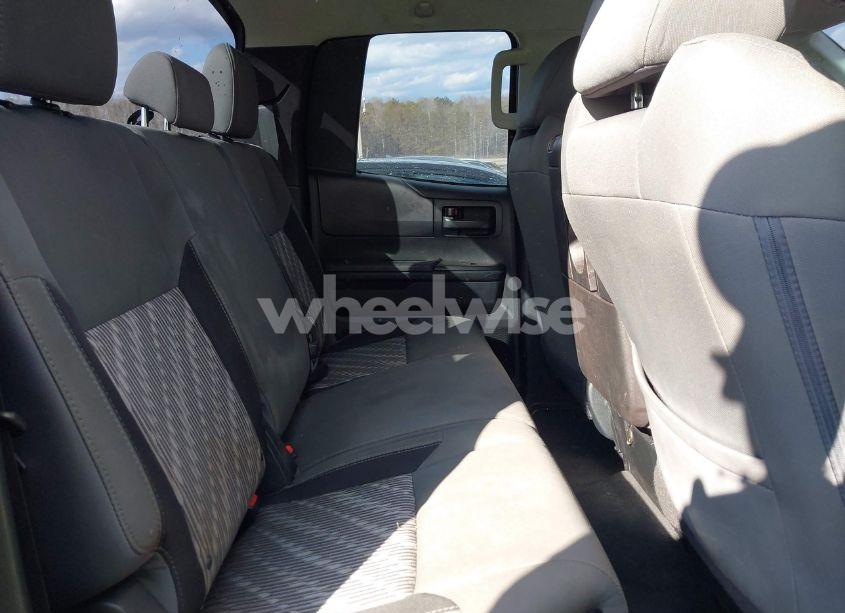 Photo 8 of 2018 Toyota Tundra SR 5.7L V8 (VIN 5TFTY5F17JX009984)