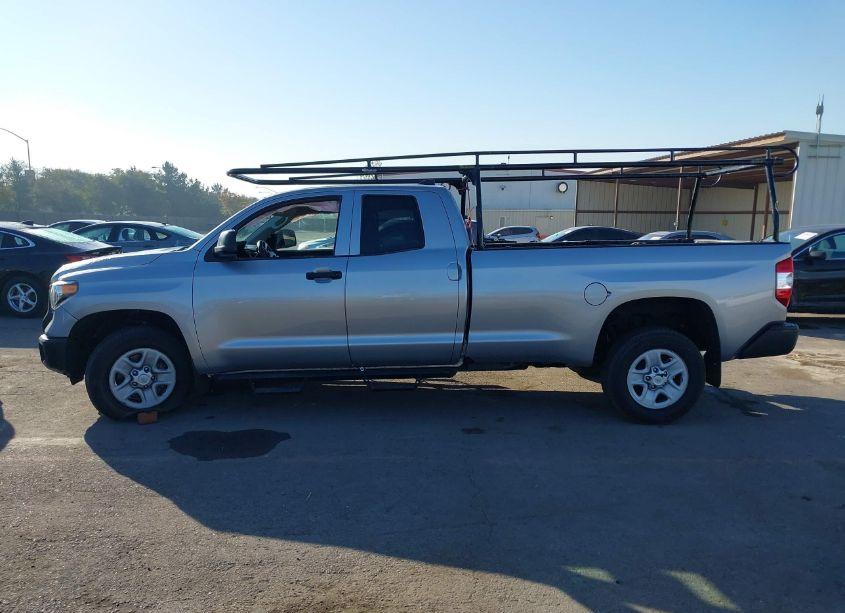 Photo 14 of 2021 Toyota Tundra SR (VIN 5TFTY5F18MX011716)